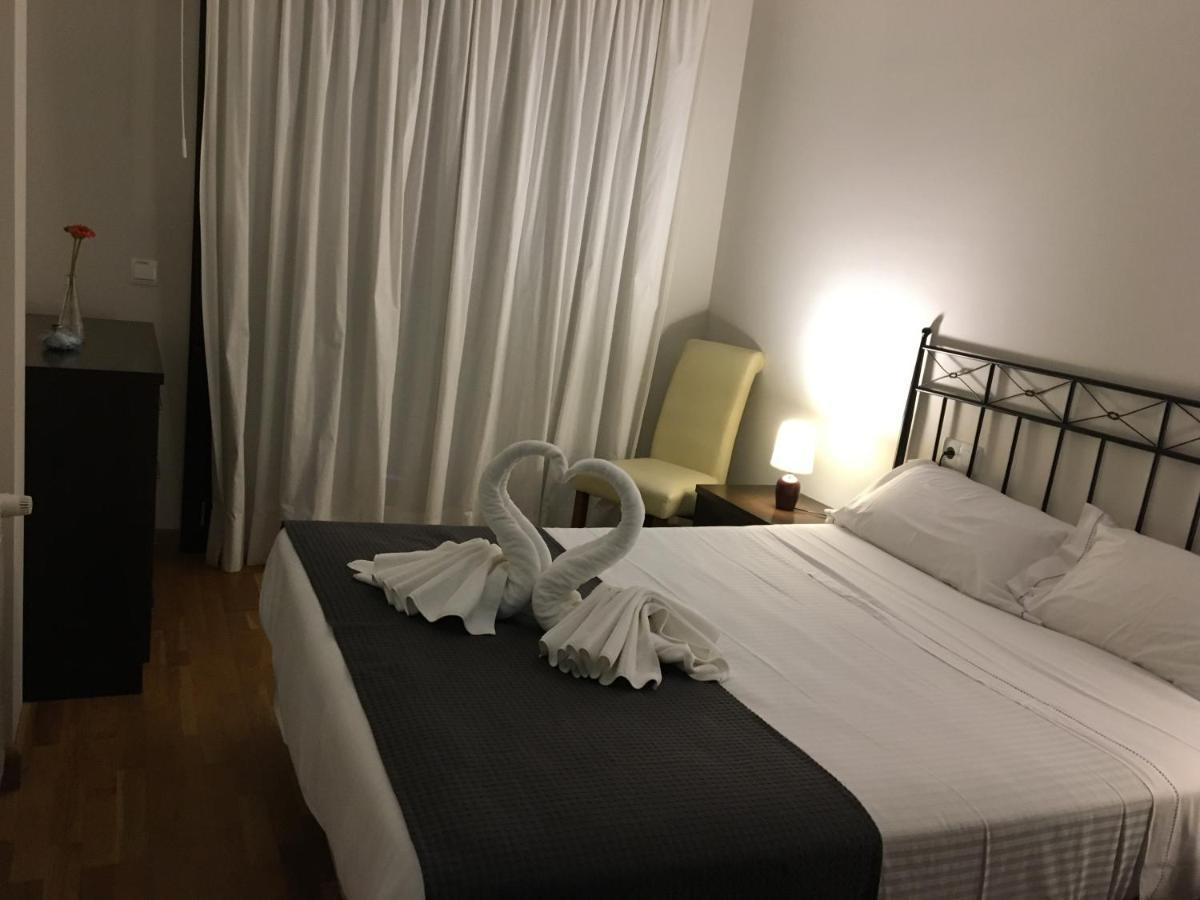 Apartamento Jardín San Pelayo Niembro Exterior foto