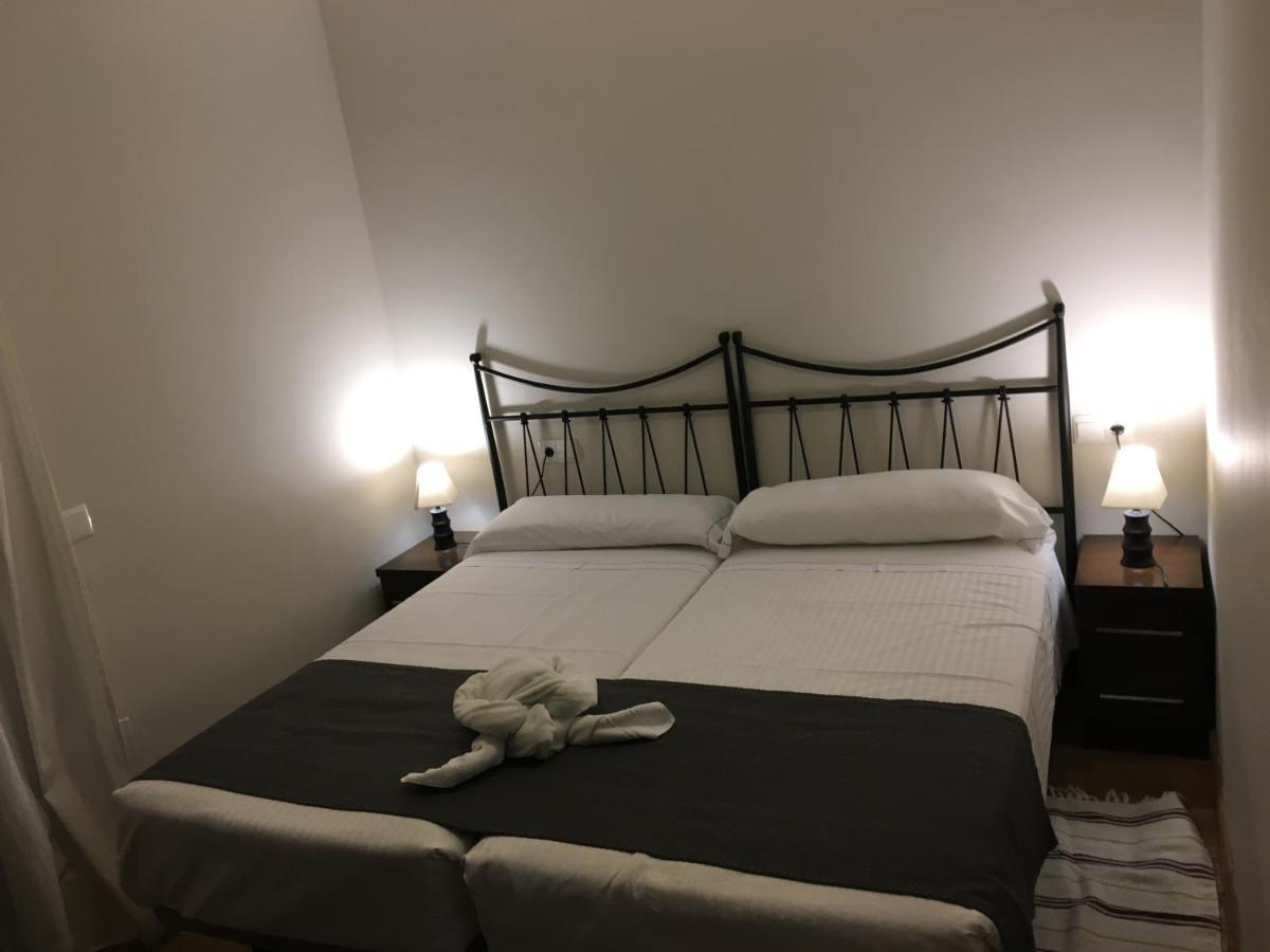Apartamento Jardín San Pelayo Niembro Exterior foto