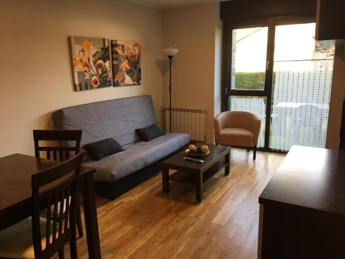 Apartamento Jardín San Pelayo Niembro Exterior foto