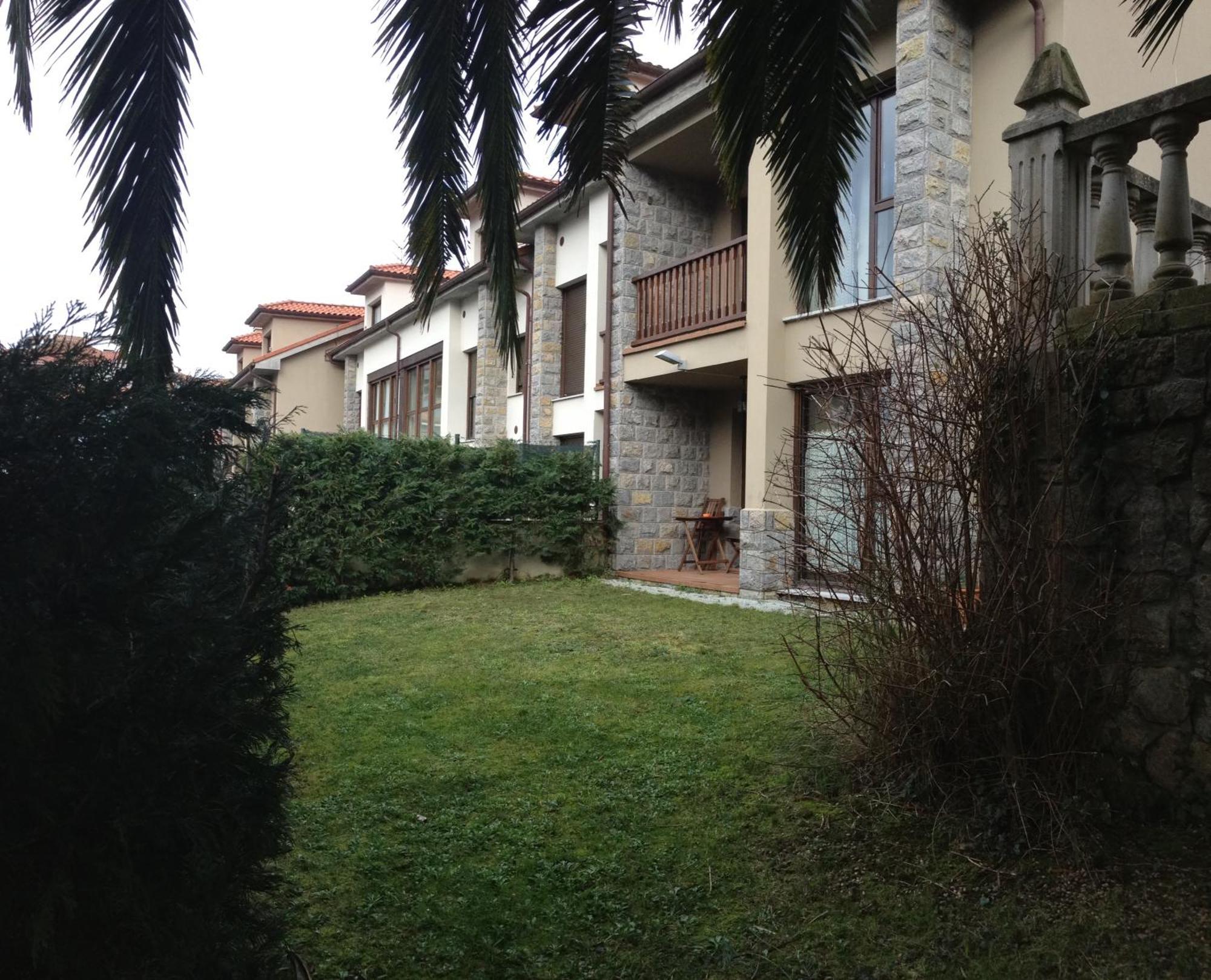 Apartamento Jardín San Pelayo Niembro Exterior foto