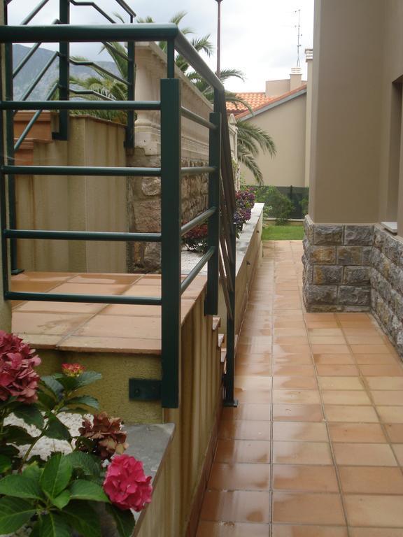 Apartamento Jardín San Pelayo Niembro Exterior foto